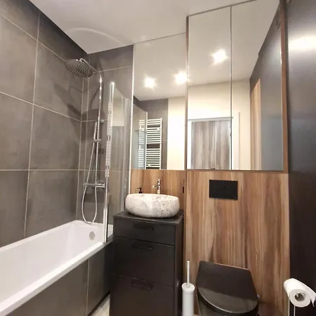 Apartment Luxury Retreat Loft Centrum Wiszace Ogrody Ec1 Lodz